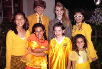 Drake (Matt Maretz), Ugly (Victoria Tecca), Ida (Zoe Katz) and the ducklings, (Charlotte Wen, Melanie Farfel, Kristen Knox and Halle Hoffman