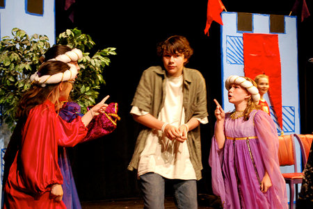 Watertown Children's Theatre's "A Connecticut Yankee in King Arthur's Court." Photo by Luz Garcia Griego.